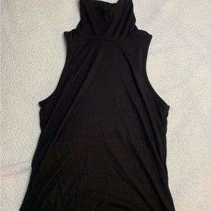 Fitted balck turtleneck for unisex super soft with out sleeves